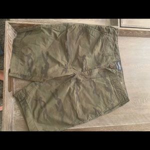 American Eagle Camo shorts